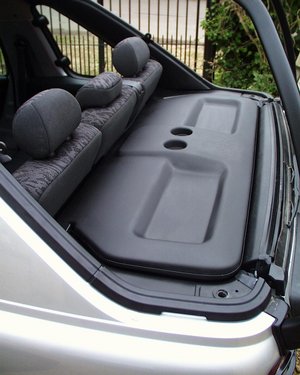 Freelander Load Space Cover - BLACK Preview